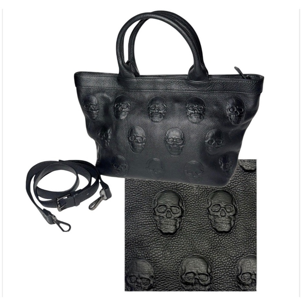 IoPelle Italy 3D Black Skull Stamp Pebble Leather Shoulder Bag Zip Handbag NWOT